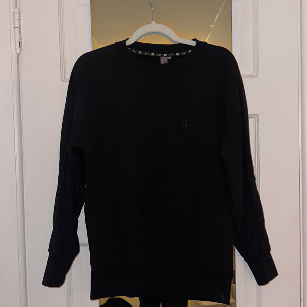 Sweaty Betty black sweatshirt